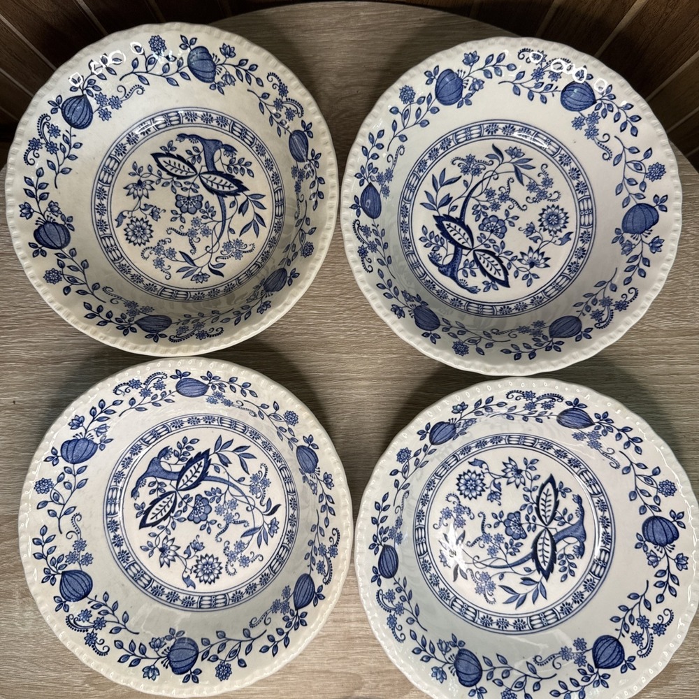 4 Vintage Enoch Wedgwood BLUE HERITAGE Cereal Bowls 6 5/8" BLUE ONION ENGLAND - Picture 1 of 5